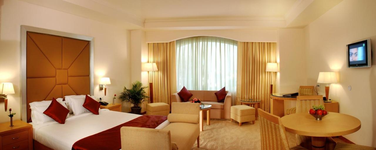 Inn Riviera Джамму Экстерьер фото